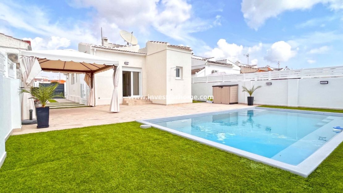 Försäljning - Villa - Torrevieja - Costa Blanca