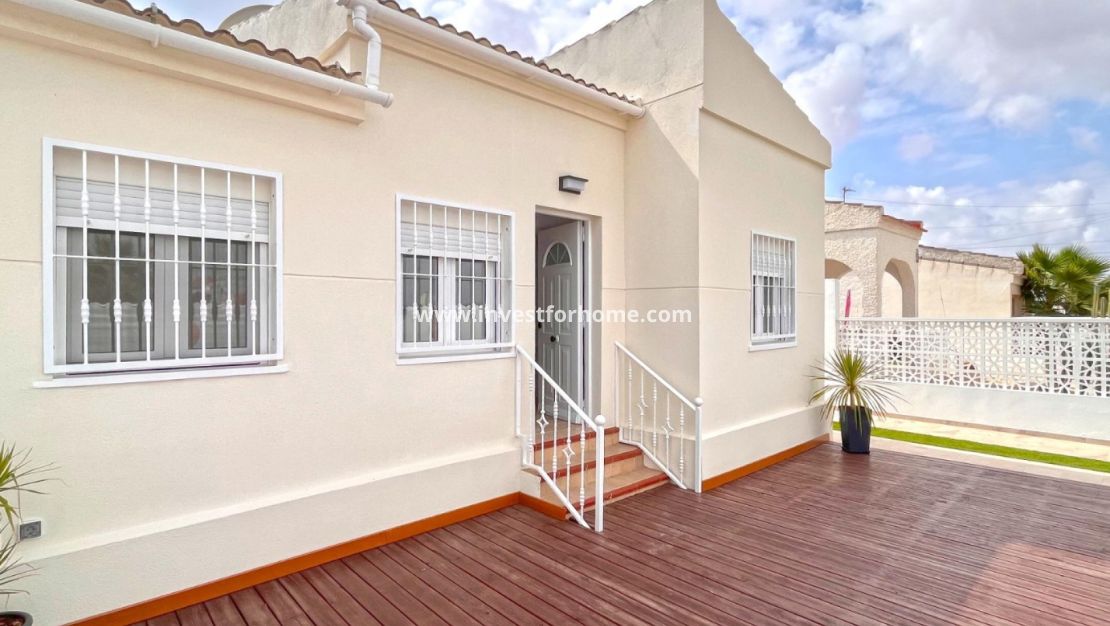 Försäljning - Villa - Torrevieja - Costa Blanca