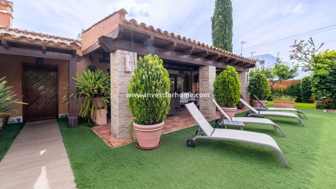 Försäljning - Villa - Torrevieja - Costa Blanca