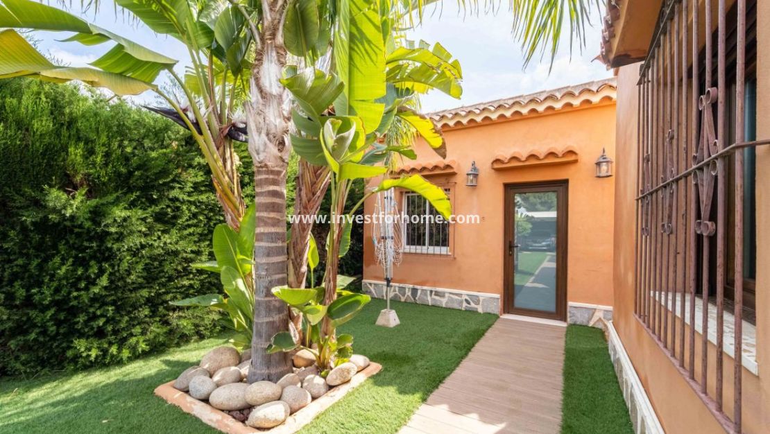 Försäljning - Villa - Torrevieja - Costa Blanca