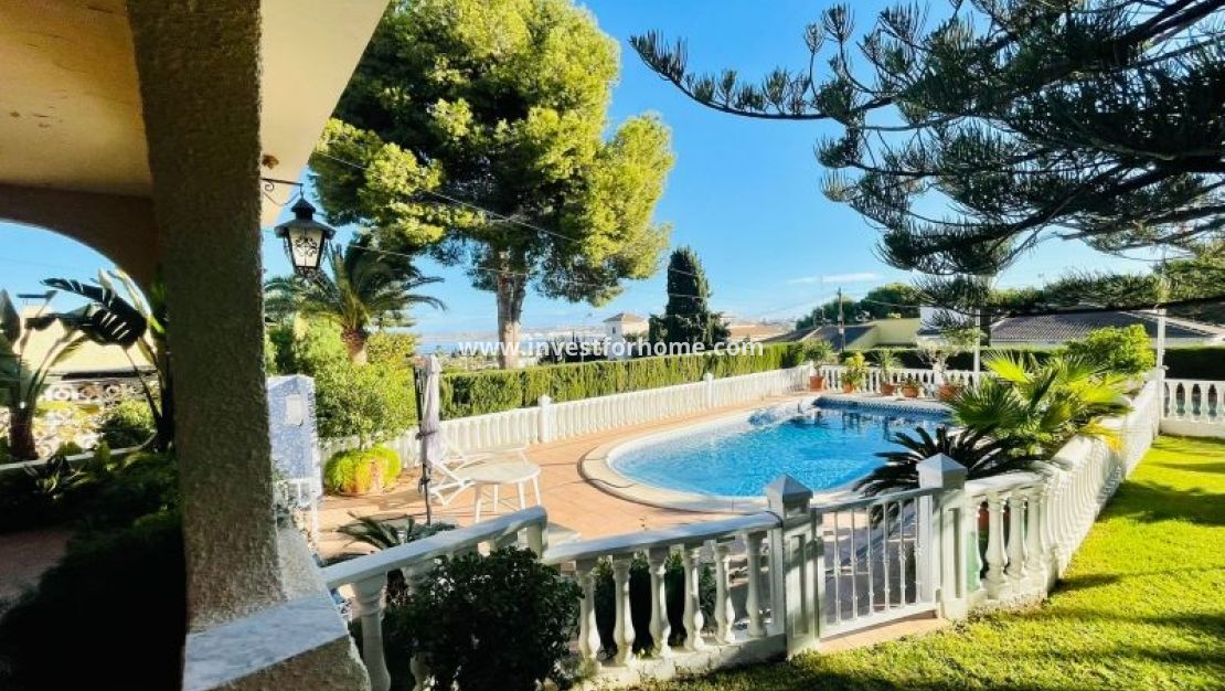 Försäljning - Villa - Torrevieja - Costa Blanca