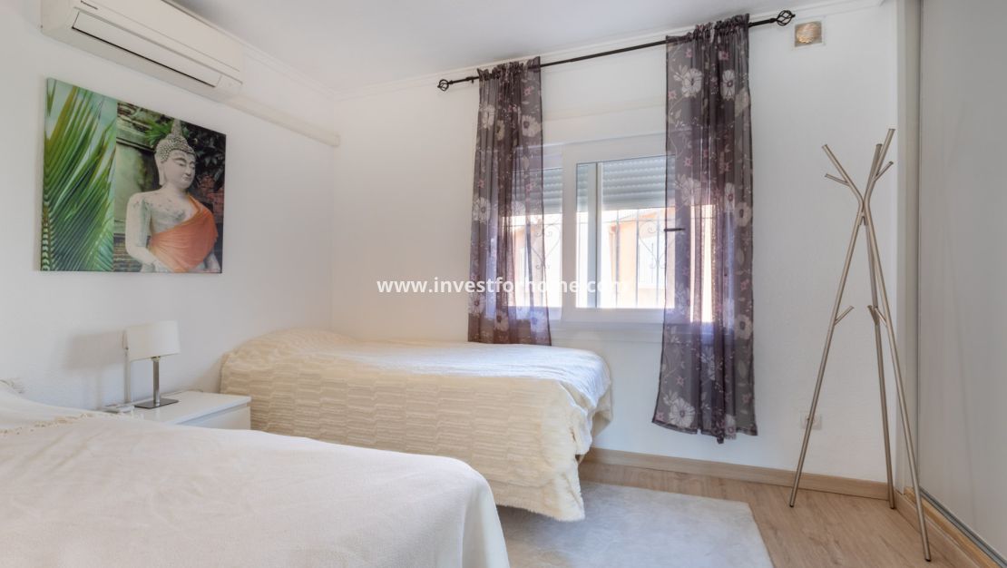 Försäljning - Villa - Torrevieja - Costa Blanca