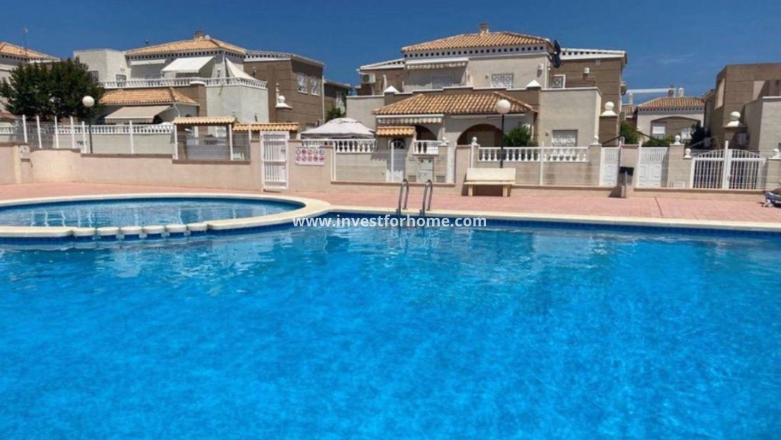 Försäljning - Villa - Torrevieja - Costa Blanca