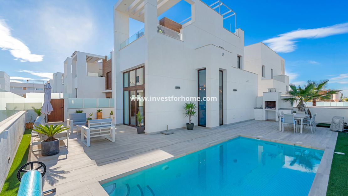 Försäljning - Villa - Torrevieja - Costa Blanca