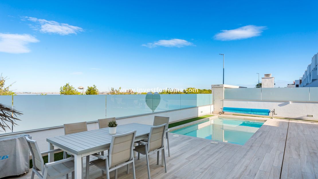 Försäljning - Villa - Torrevieja - Costa Blanca