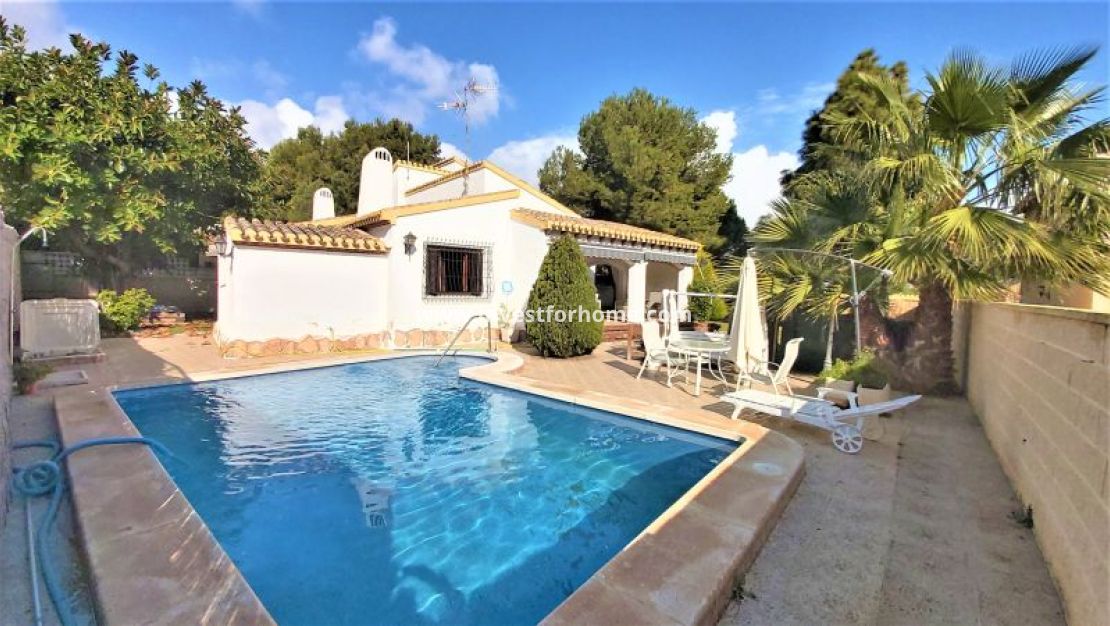 Försäljning - Villa - Torrevieja - Costa Blanca