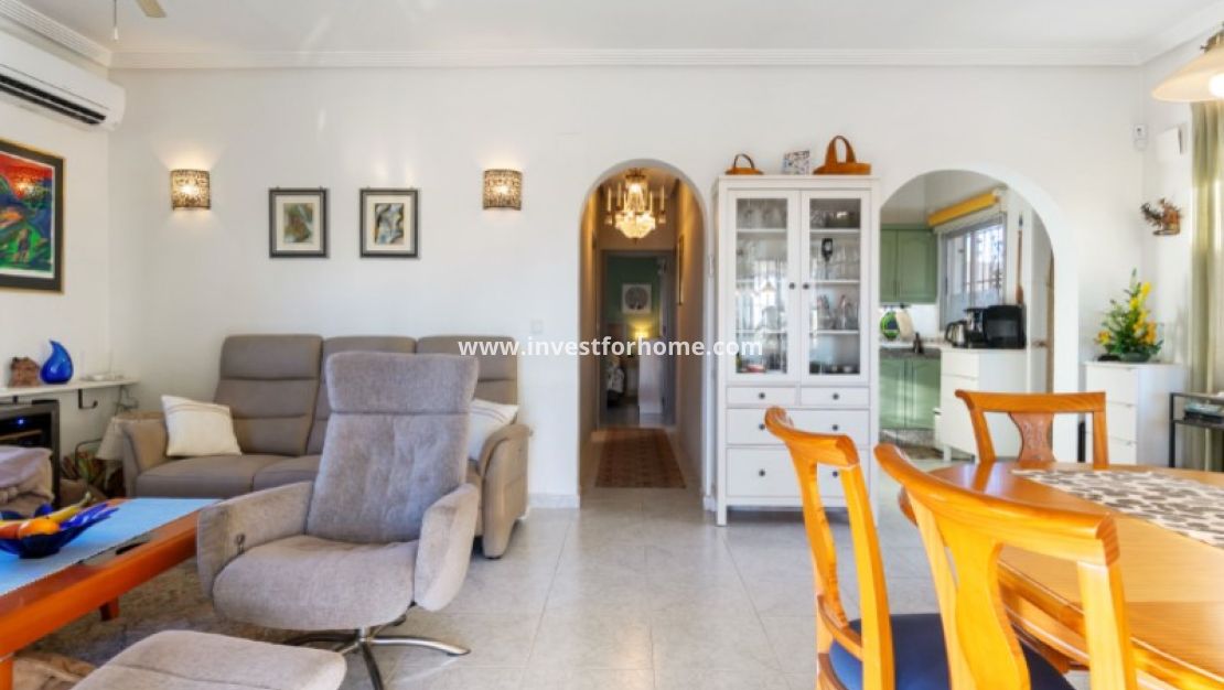 Försäljning - Villa - Torrevieja - Costa Blanca