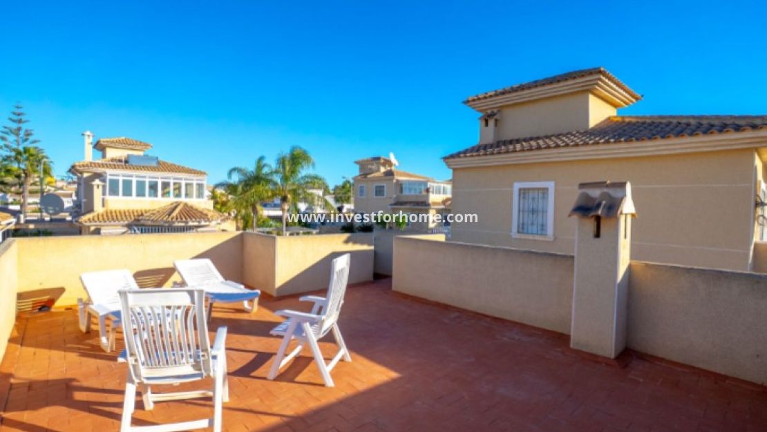 Försäljning - Villa - Torrevieja - Costa Blanca