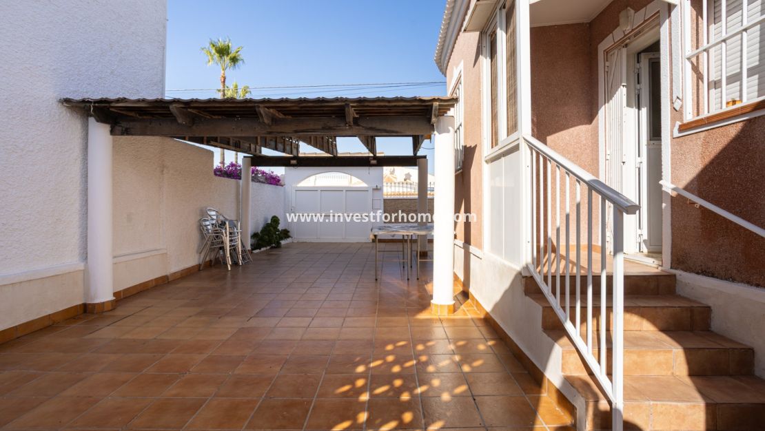 Försäljning - Villa - Torrevieja - Costa Blanca