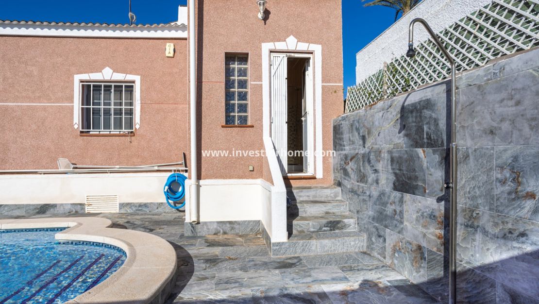 Försäljning - Villa - Torrevieja - Costa Blanca