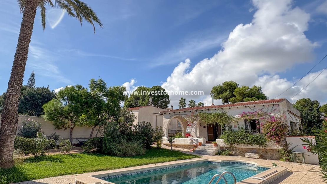 Försäljning - Villa - Torrevieja - Costa Blanca