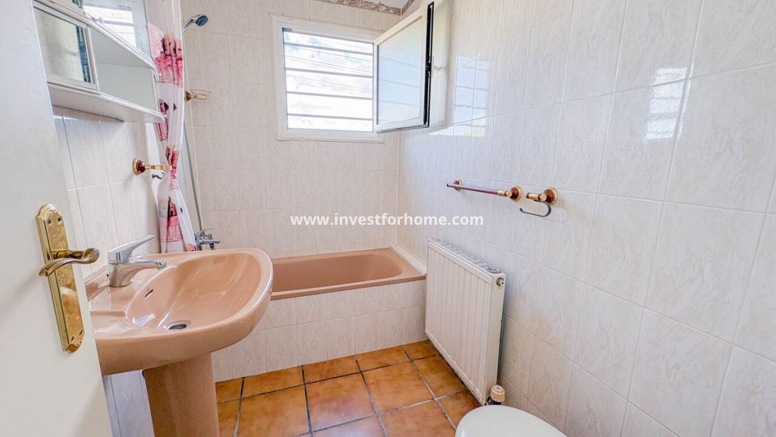 Försäljning - Villa - Torrevieja - Costa Blanca