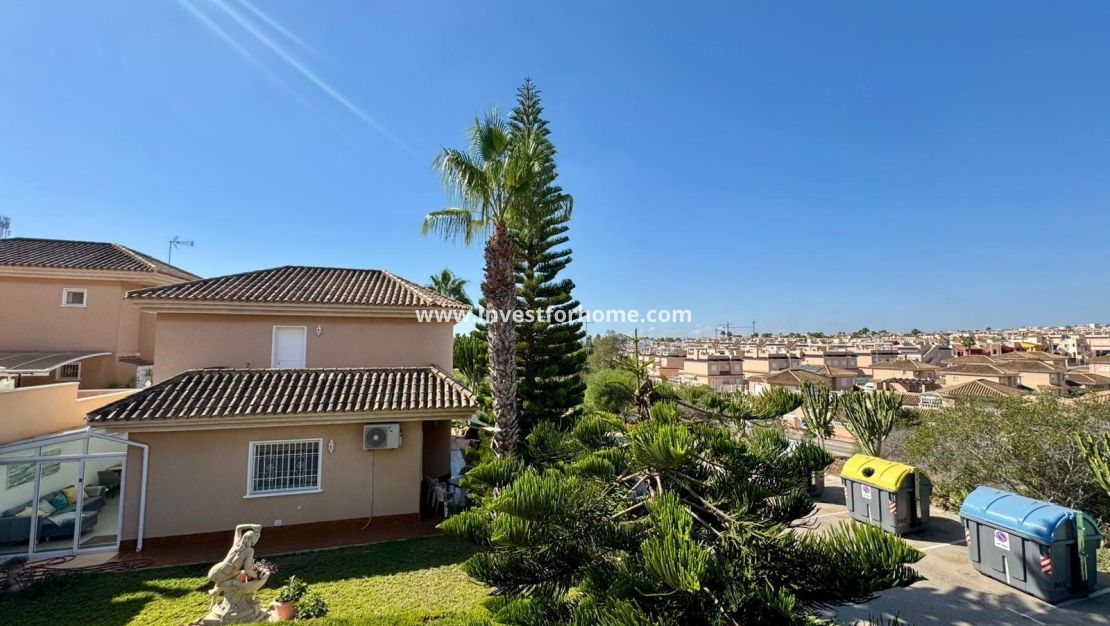 Försäljning - Villa - Torrevieja - Costa Blanca