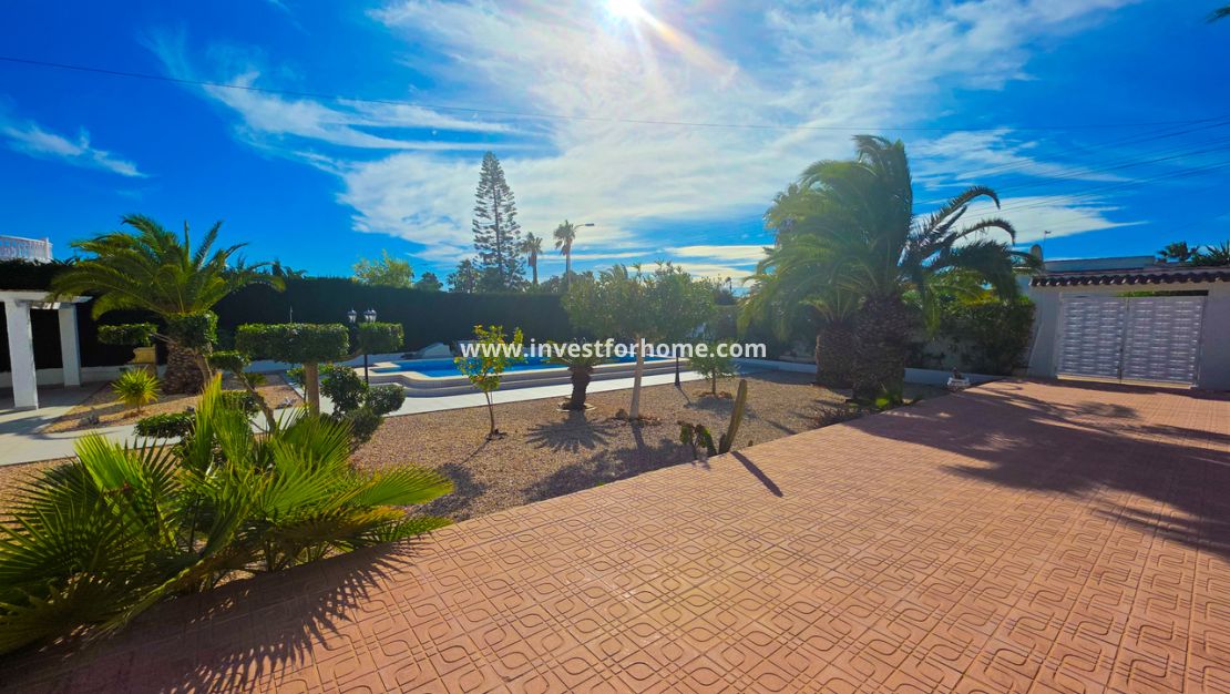 Försäljning - Villa - Torrevieja - Costa Blanca