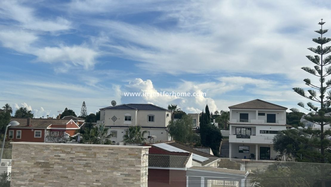 Försäljning - Villa - Torrevieja - Costa Blanca