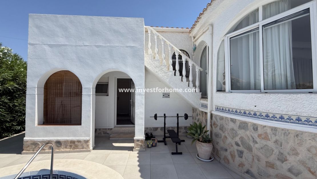 Försäljning - Villa - Torrevieja - Costa Blanca