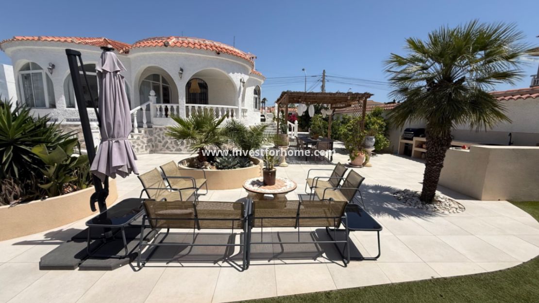 Försäljning - Villa - Torrevieja - Costa Blanca