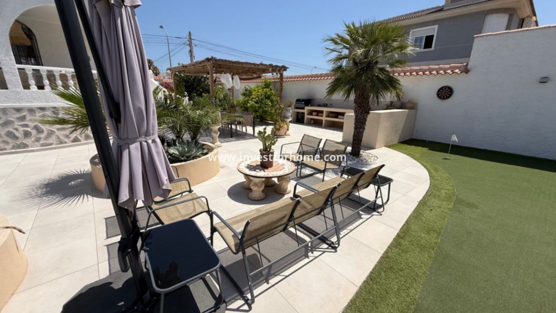 Försäljning - Villa - Torrevieja - Costa Blanca