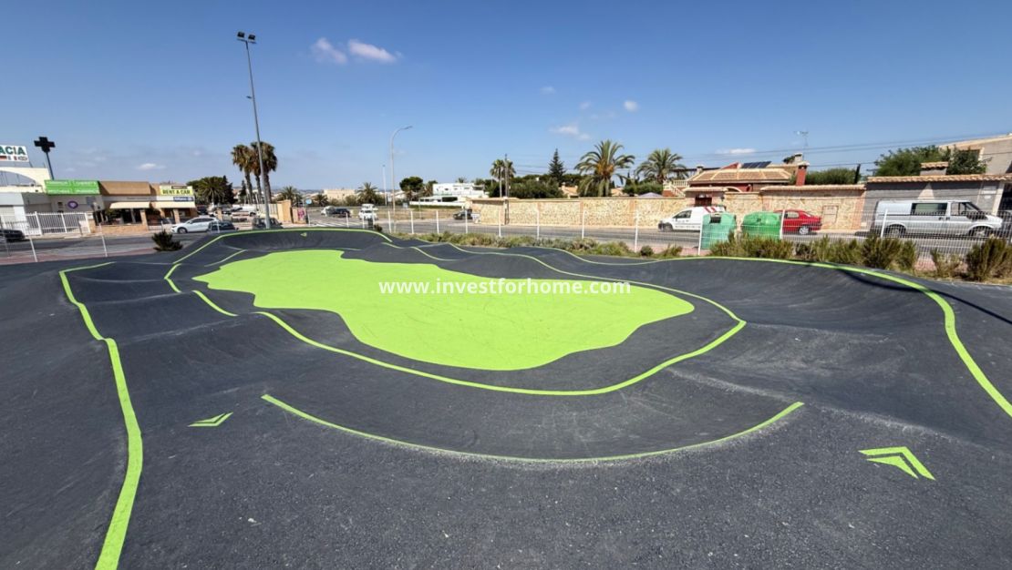 Försäljning - Villa - Torrevieja - Costa Blanca