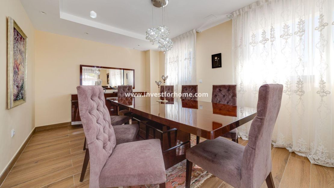 Försäljning - Villa - Torrevieja - Costa Blanca