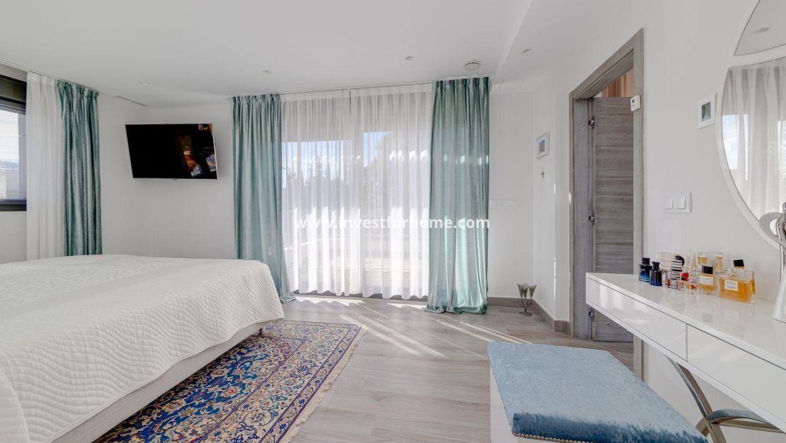 Försäljning - Villa - Torrevieja - Costa Blanca