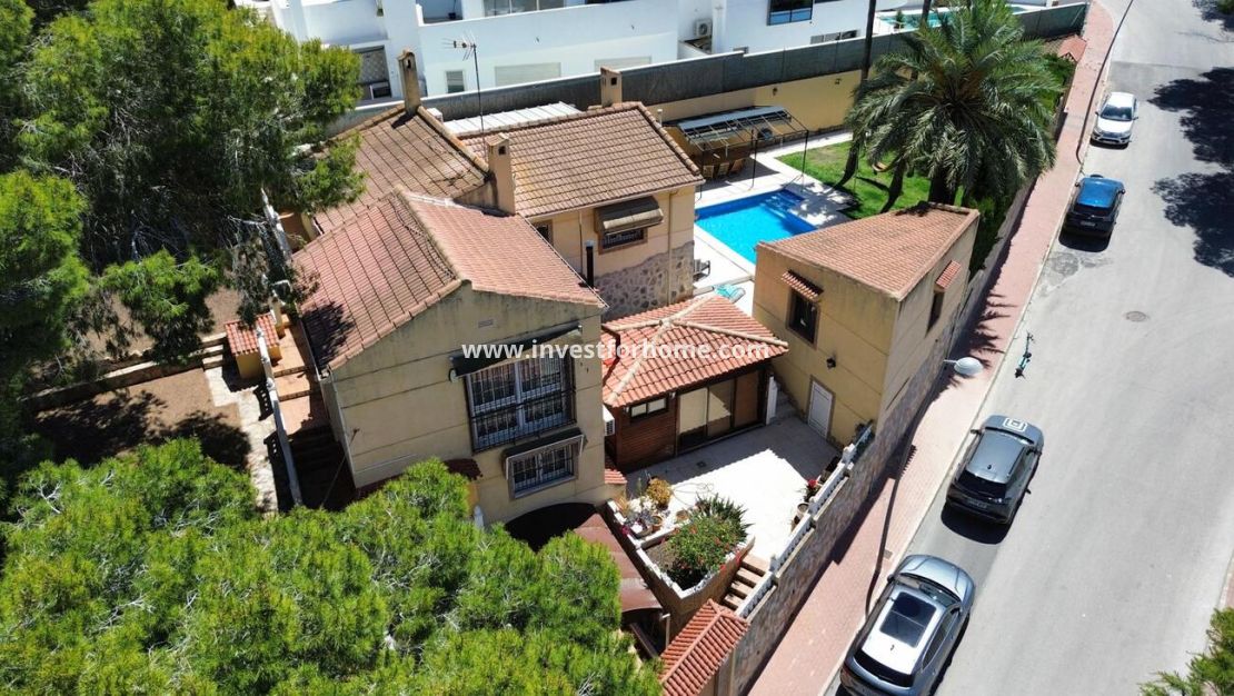 Försäljning - Villa - Torrevieja - Costa Blanca