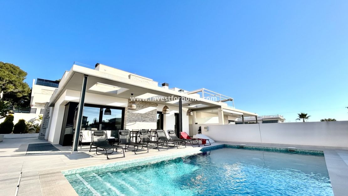 Försäljning - Villa - Torrevieja - Costa Blanca