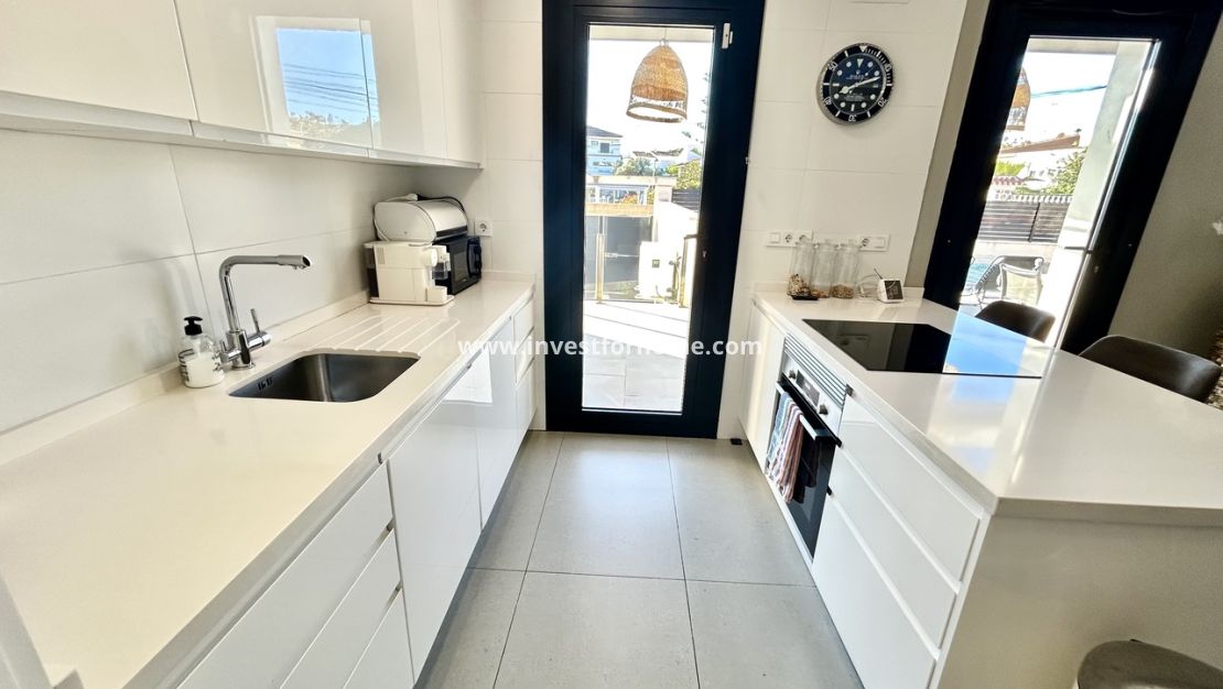 Försäljning - Villa - Torrevieja - Costa Blanca