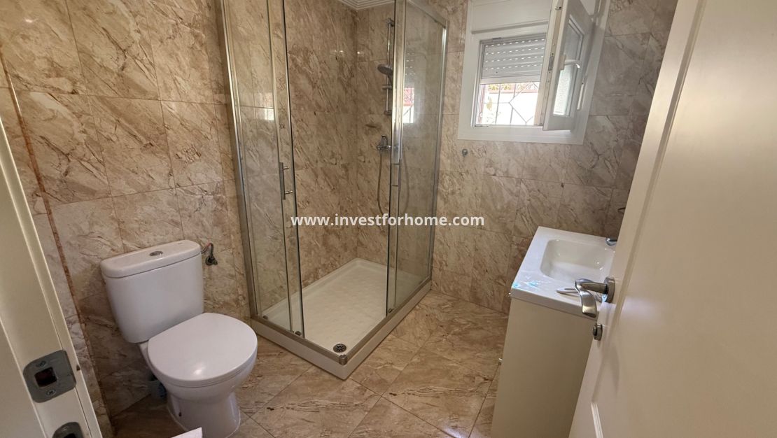 Försäljning - Villa - Torrevieja - Costa Blanca