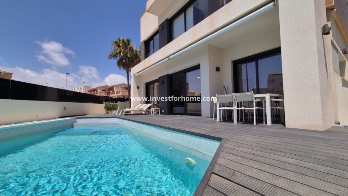 Försäljning - Villa - Torrevieja - Costa Blanca
