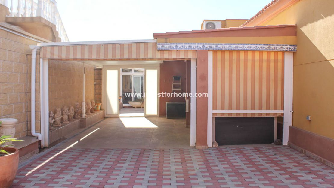 Försäljning - Villa - Torrevieja - Costa Blanca