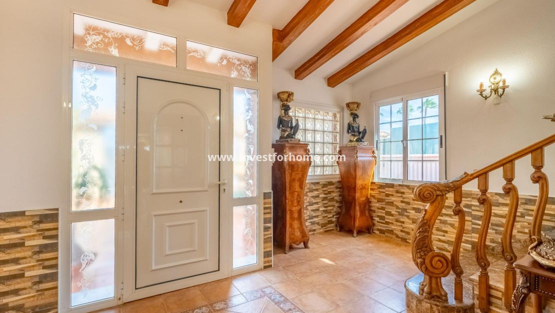 Försäljning - Villa - Torrevieja - El Chaparral