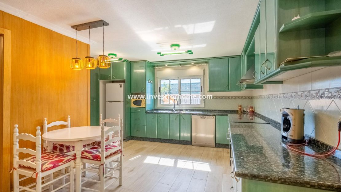 Försäljning - Villa - Torrevieja - El Chaparral