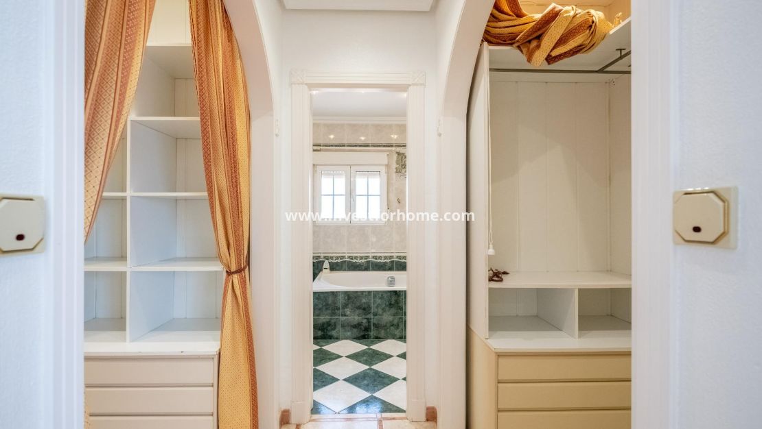 Försäljning - Villa - Torrevieja - El Chaparral