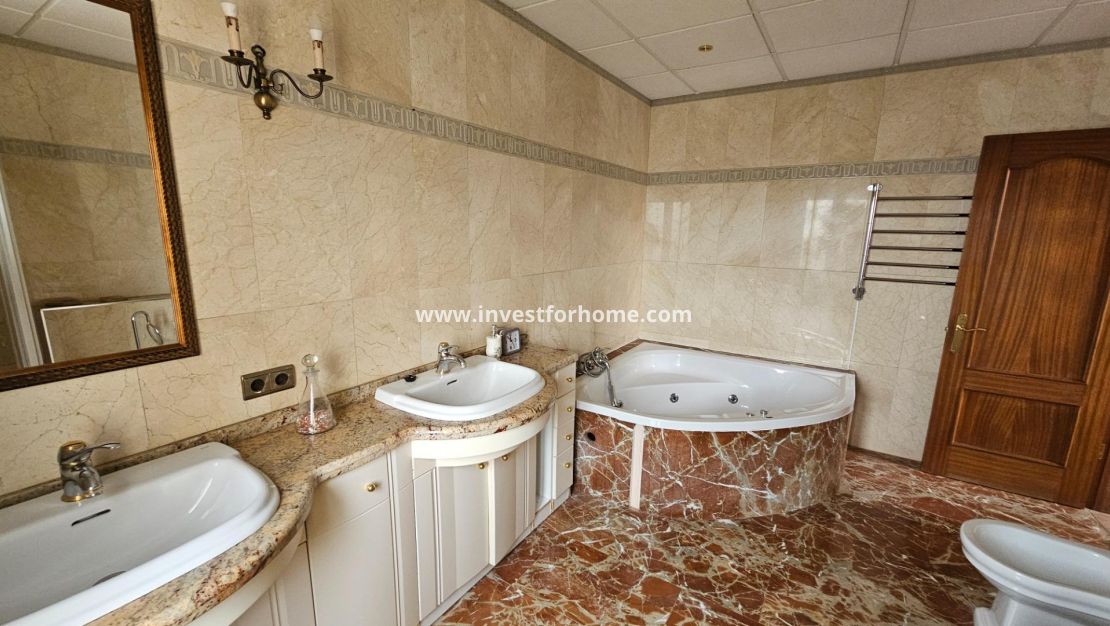 Försäljning - Villa - Torrevieja - El Chaparral