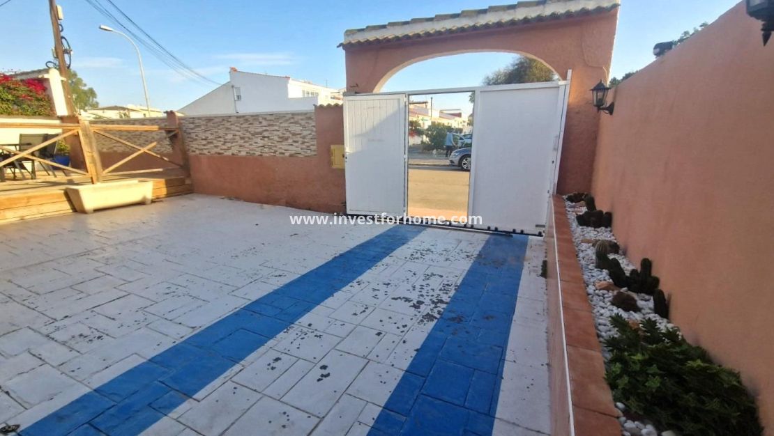 Försäljning - Villa - Torrevieja - La Siesta-El Chaparral