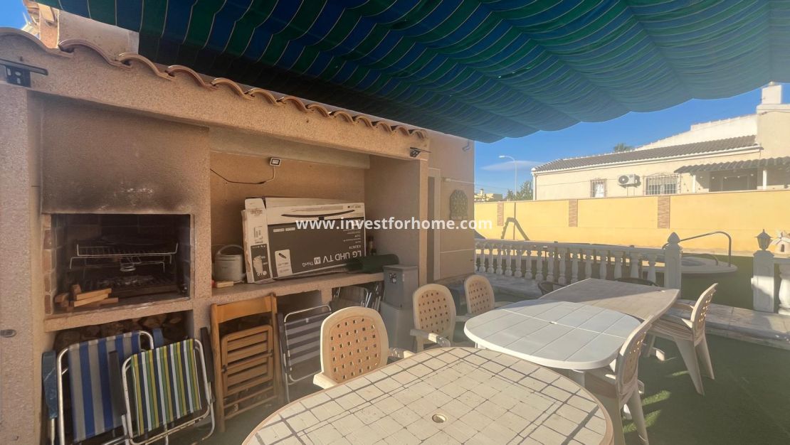 Försäljning - Villa - Torrevieja - La Siesta-El Chaparral