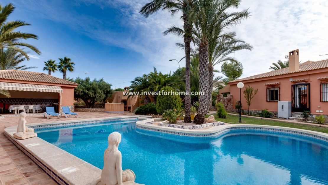 Försäljning - Villa - Torrevieja - La Siesta-El Chaparral