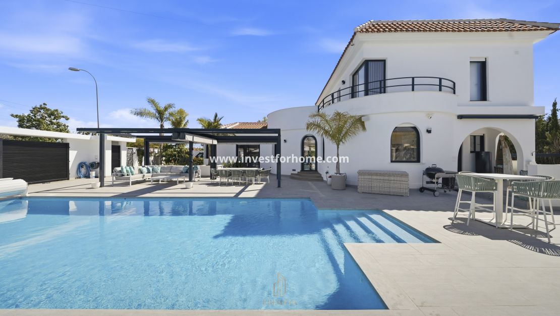 Försäljning - Villa - Torrevieja - La Siesta-El Chaparral