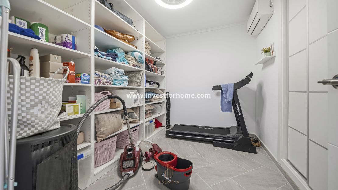 Försäljning - Villa - Torrevieja - La Siesta-El Chaparral