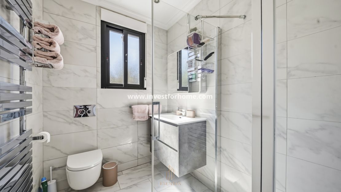 Försäljning - Villa - Torrevieja - La Siesta-El Chaparral