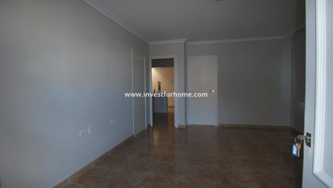 Försäljning - Villa - Torrevieja - La Siesta - El Salado - Torreta