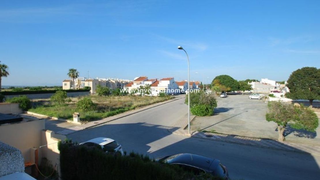 Försäljning - Villa - Torrevieja - La Siesta - El Salado - Torreta