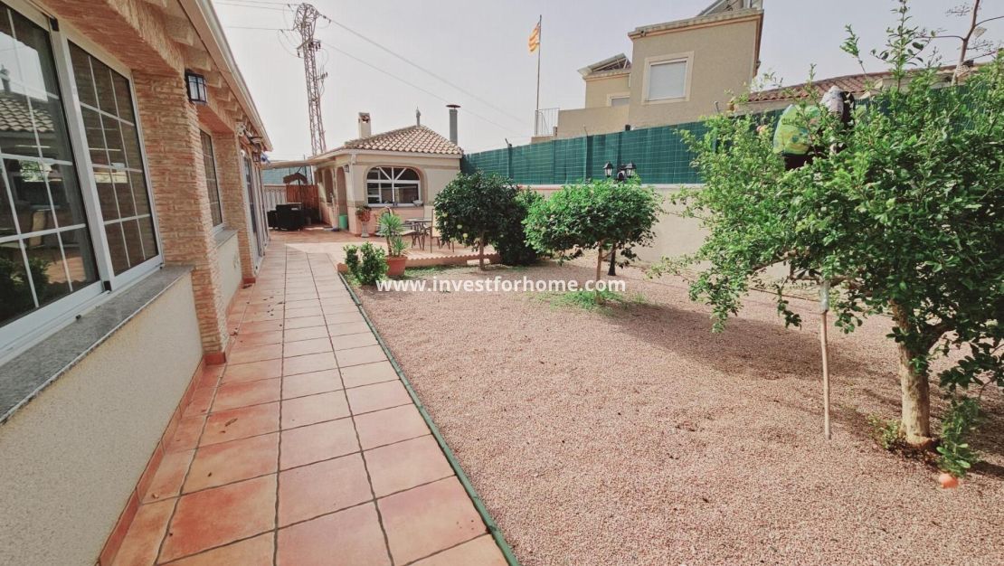 Försäljning - Villa - Torrevieja - La Siesta - El Salado - Torreta