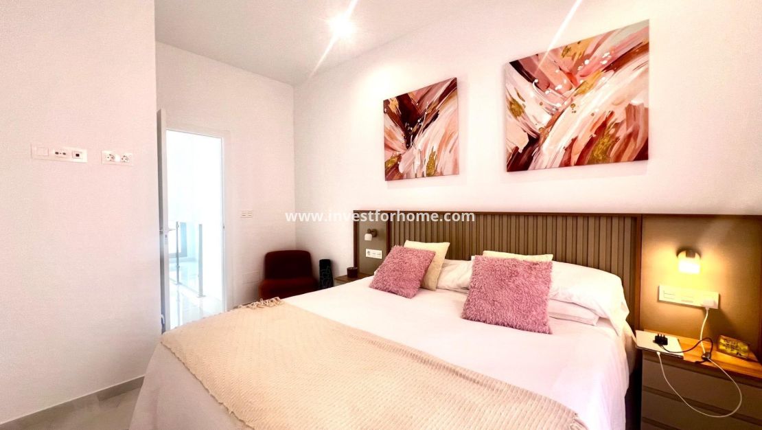 Försäljning - Villa - Torrevieja - La Siesta - El Salado - Torreta