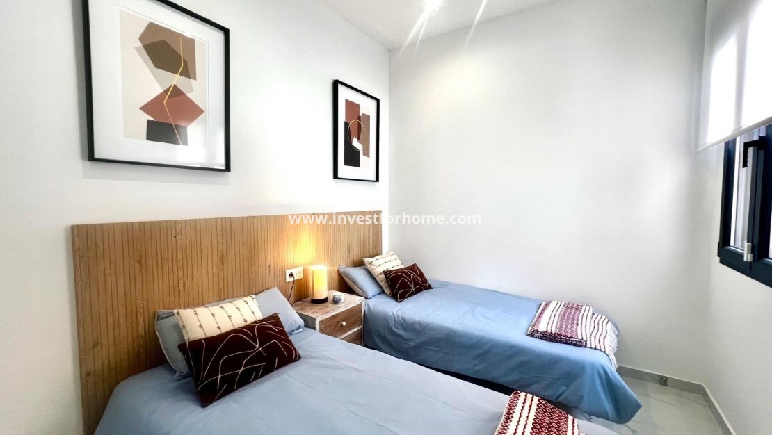 Försäljning - Villa - Torrevieja - La Siesta - El Salado - Torreta