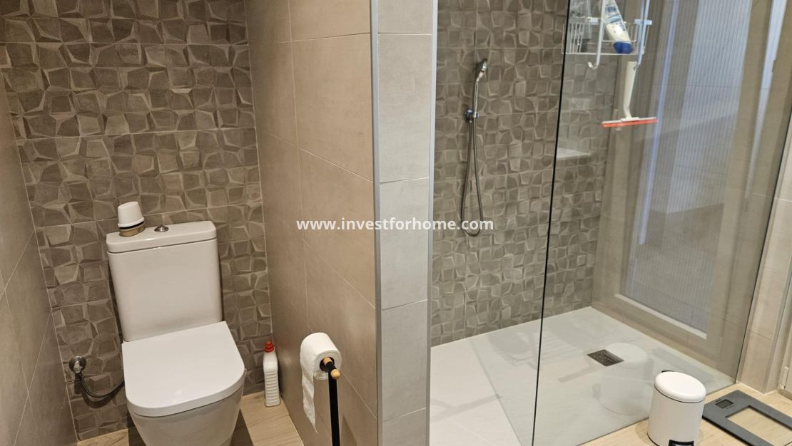 Försäljning - Villa - Torrevieja - La Siesta - El Salado - Torreta