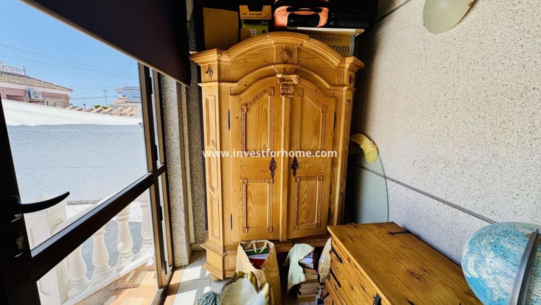 Försäljning - Villa - Torrevieja - La Siesta - El Salado - Torreta