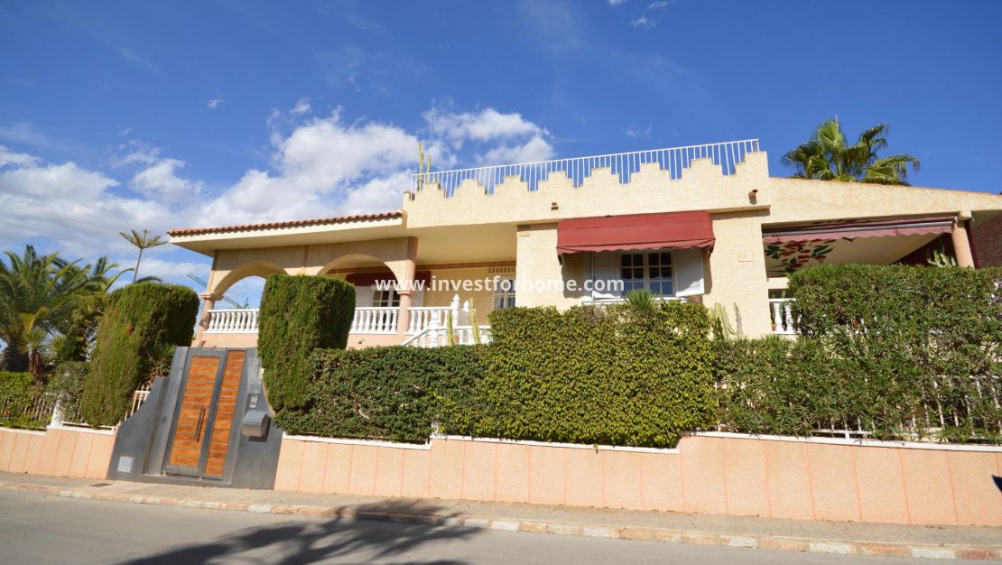 Försäljning - Villa - Torrevieja - La Veleta