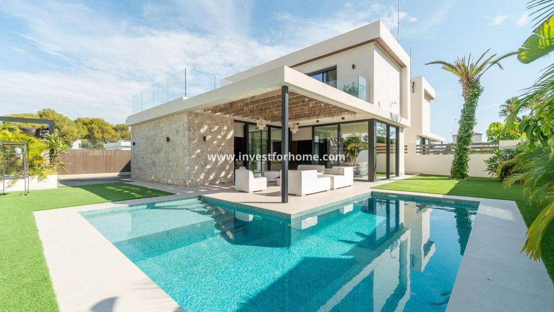 Försäljning - Villa - Torrevieja - Los Balcones - Los Altos Del Edén